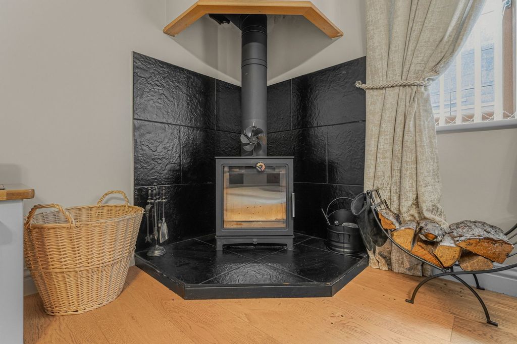 Additional image 10 of 7 bed detached house for saleMaes Aneurin Bevan, Tredegar NP22