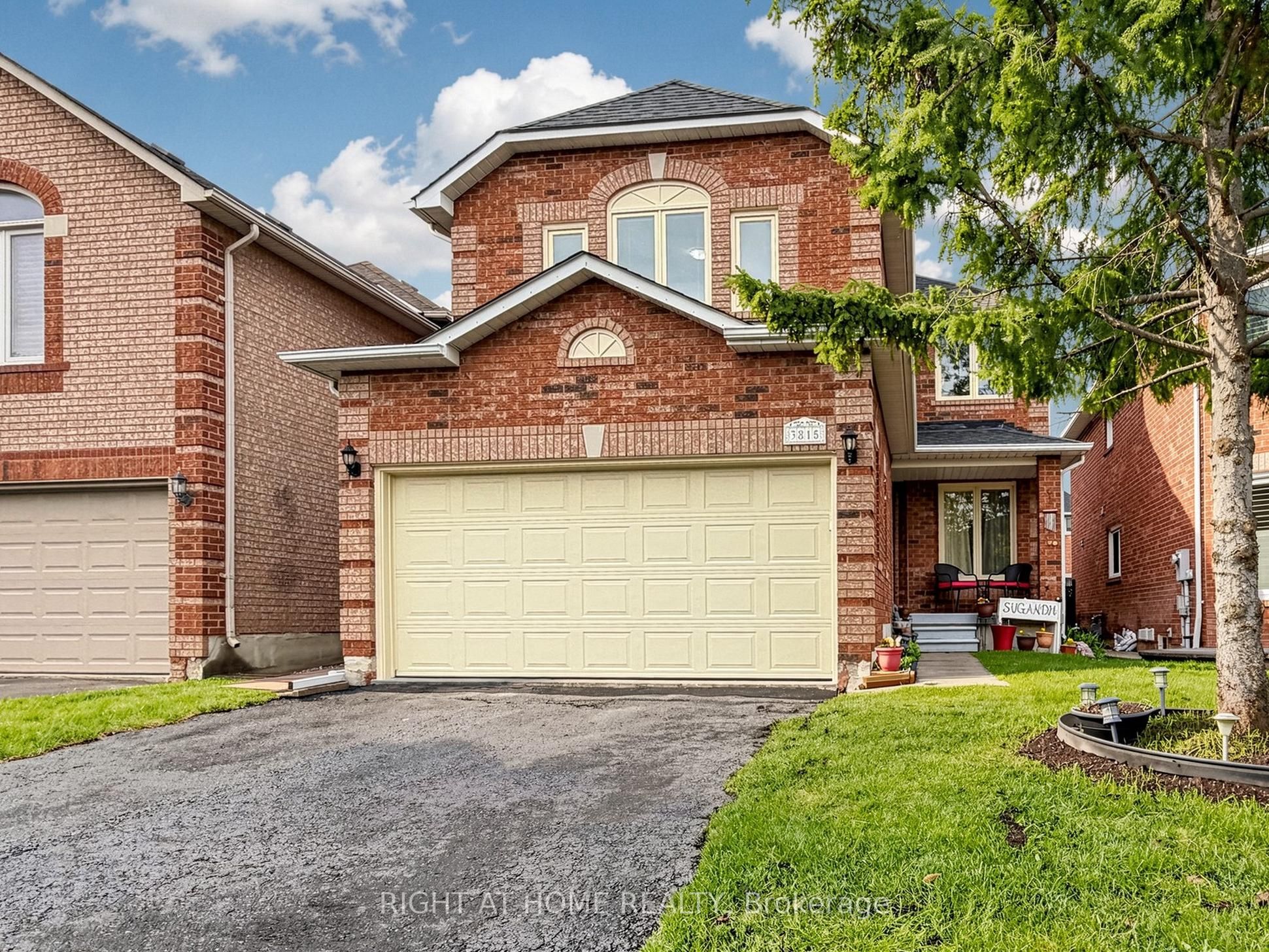Additional image 3 of 3815 Althorpe Circle, Mississauga, ON, L5N 7G3
