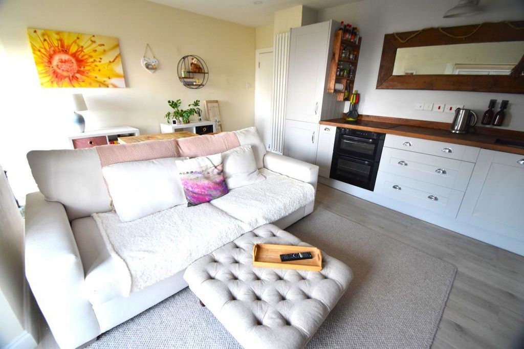 Additional image 4 of 1 bed flat to rentSpringfield Road, Portishead BS20