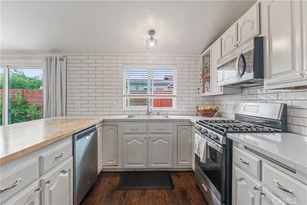 Additional image 56 of 31919 Cinnabar Ln, Castaic, CA 91384