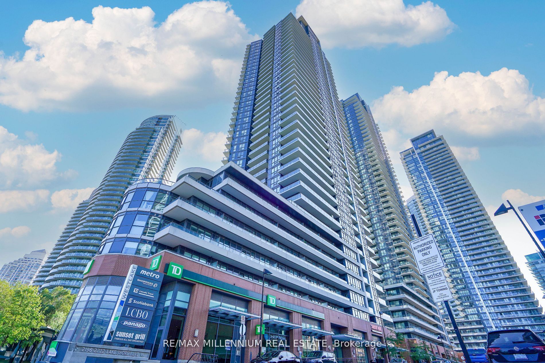 308-2212 Lake Shore Boulevard W, Toronto, ON, M8V 0C2