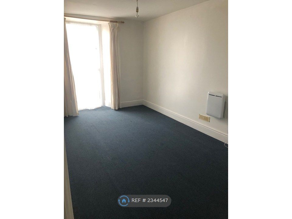 Additional image 11 of 3 bed flat to rentBridge Street, Newcastle Emlyn SA38