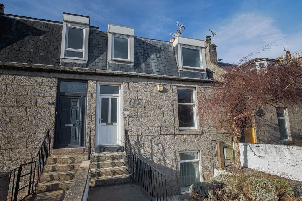 2 bed flat for saleConstitution Street, Aberdeen AB24