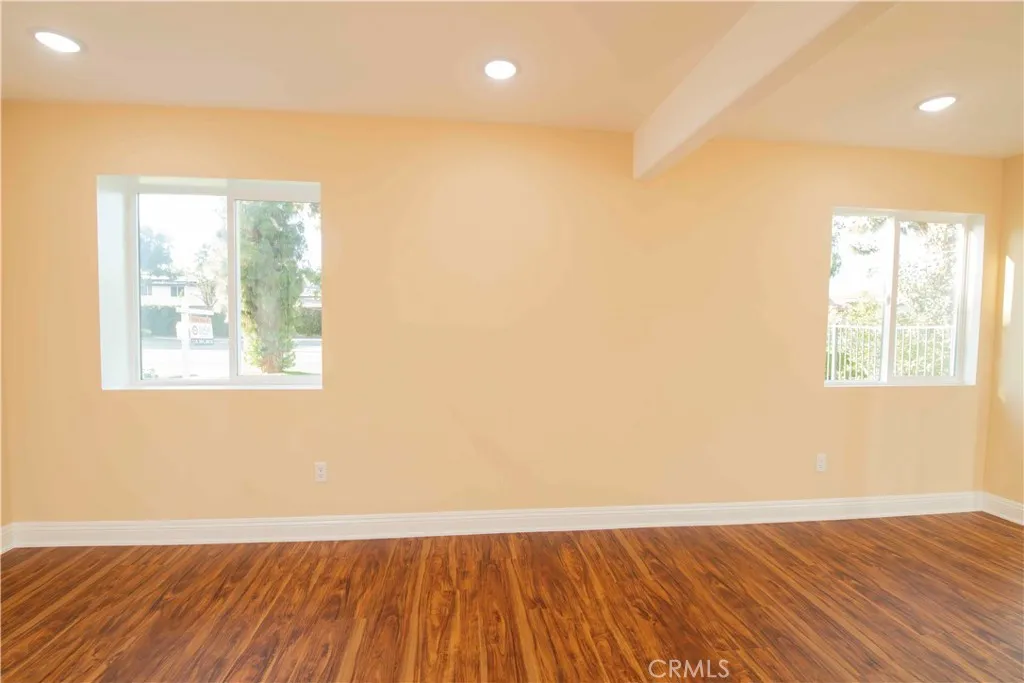 Additional image 56 of 22336 Saticoy St, Canoga Park, CA 91303