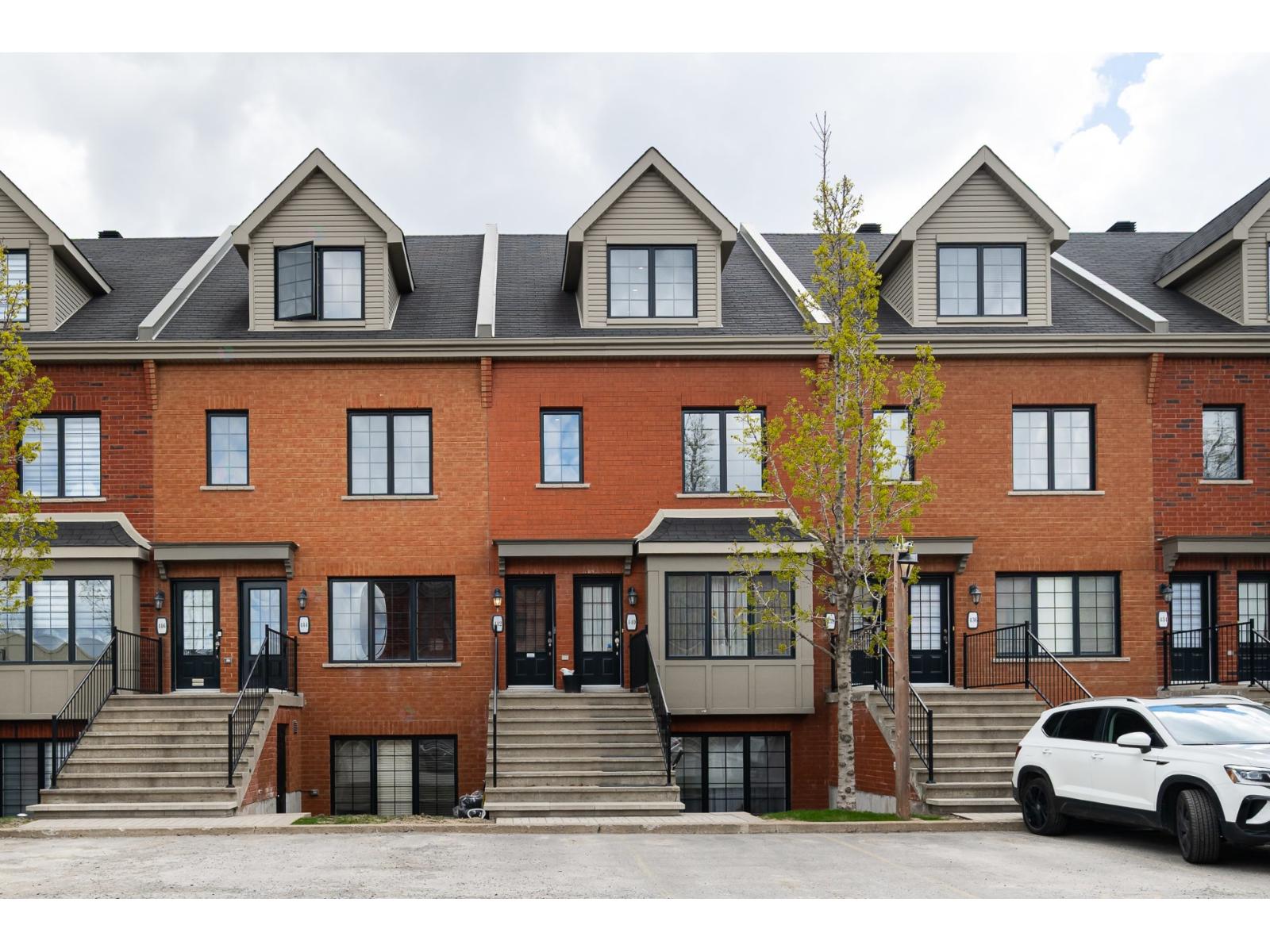442 Rue Étienne-Lavoie