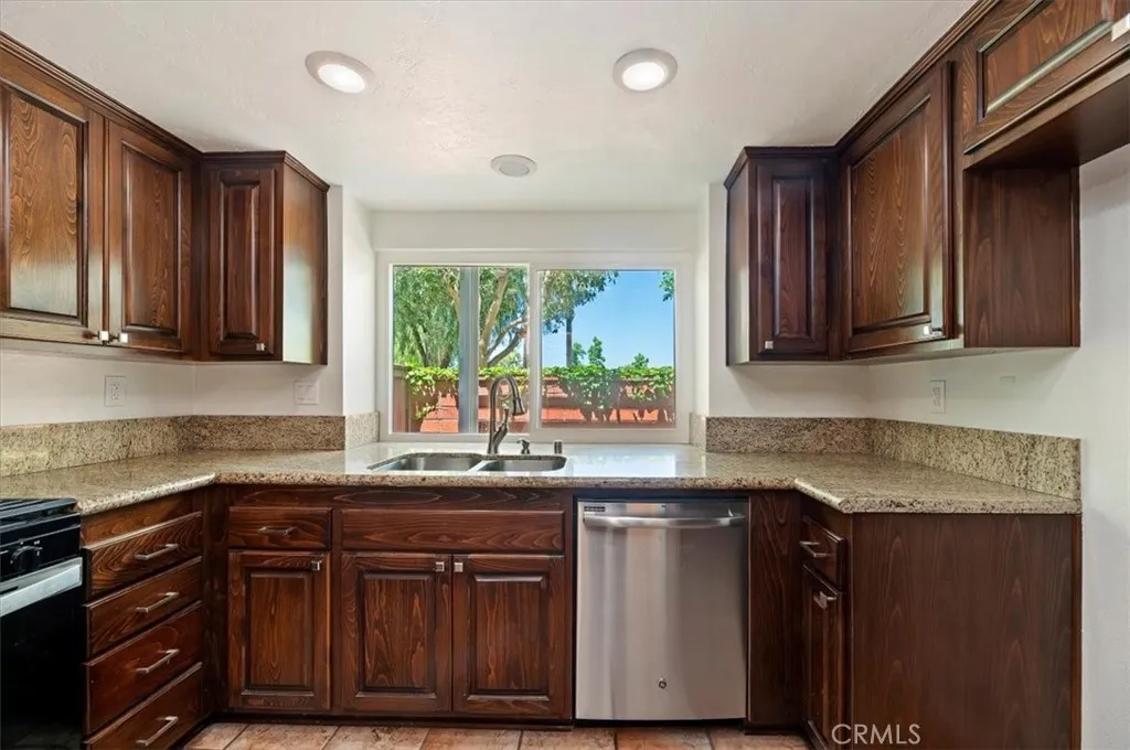Additional image 55 of 941 Inn Keeper Ln Unit D, Corona, CA 92881