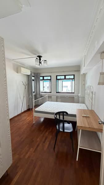 963 Hougang Avenue 9 photo 3