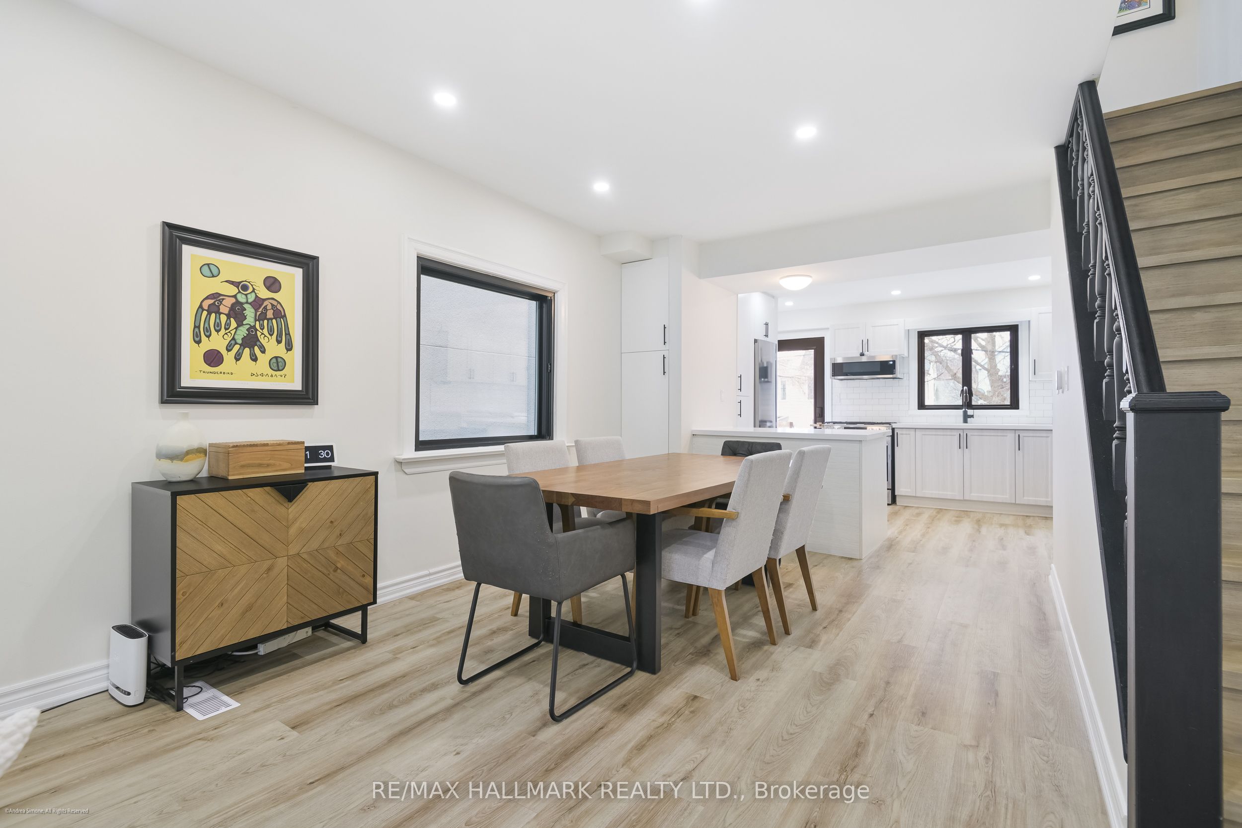Additional image 5 of Main & Secon-208 Cedarvale Avenue, Toronto, ON, M4C 4K2