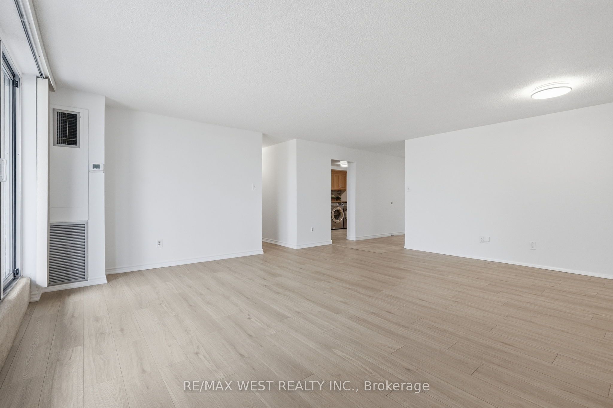 Additional image 6 of 401-1275 Markham Road, Toronto, ON, M1H 3A2