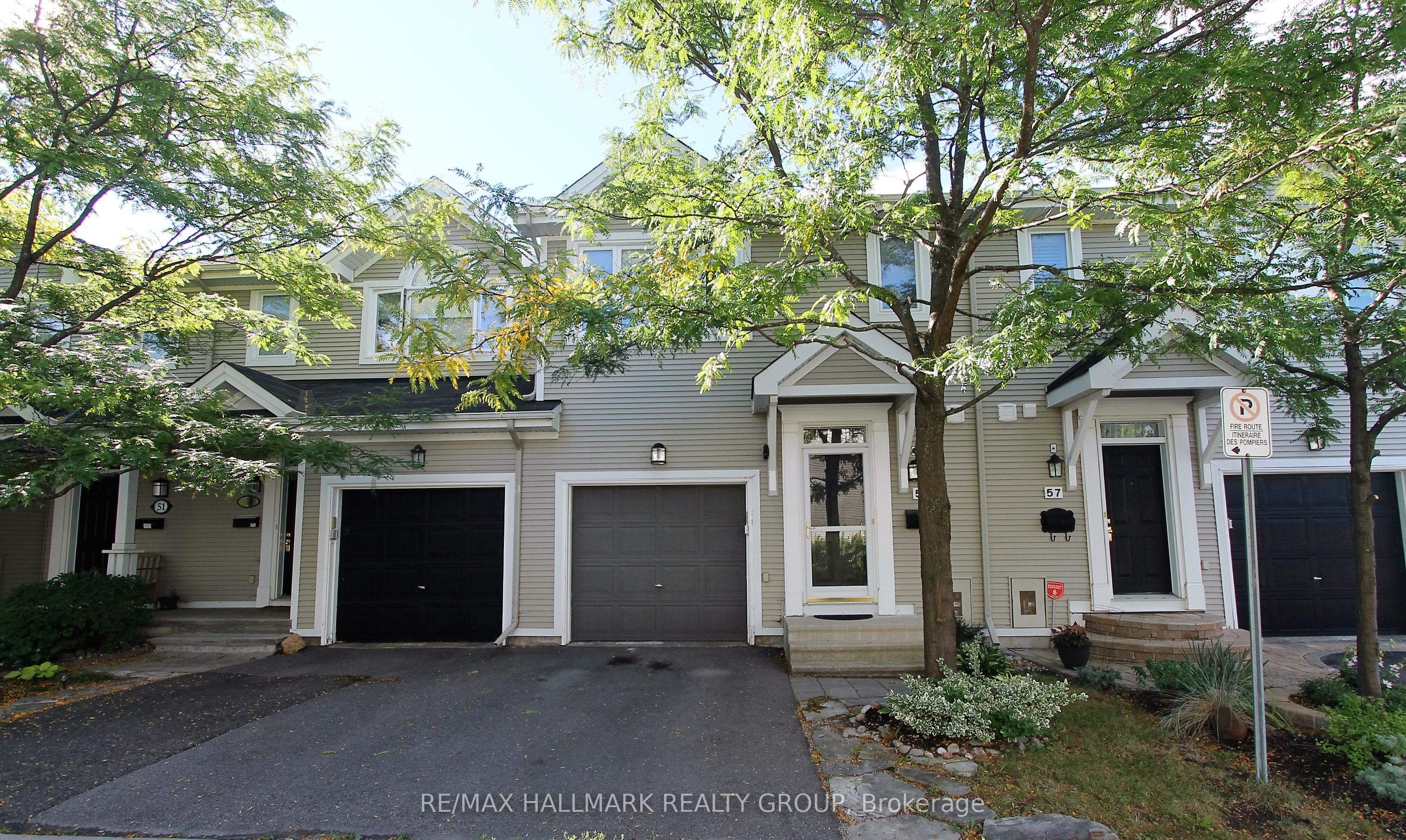 55 Maxton Private, Ottawa, ON, K1J 1J1