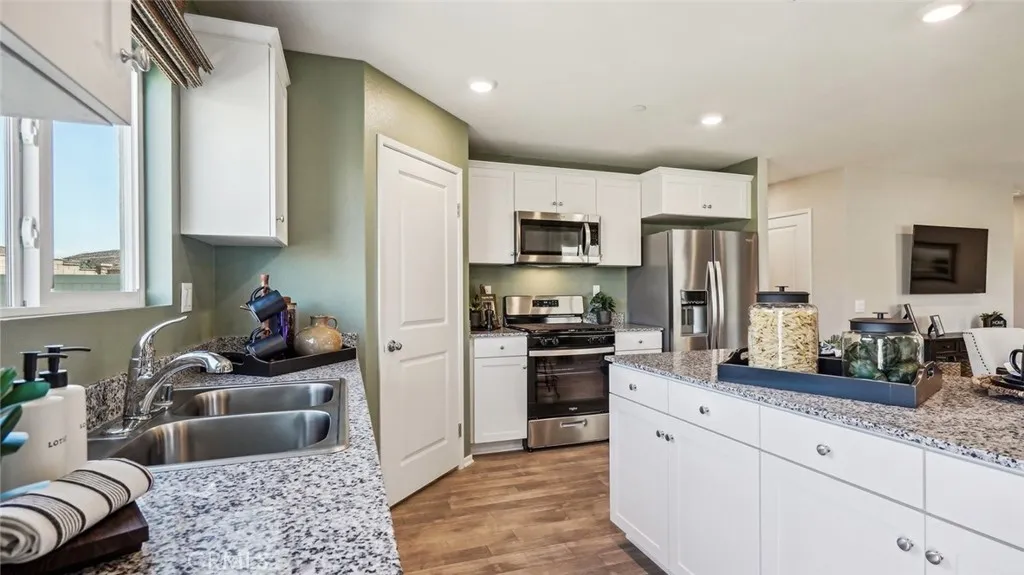 Additional image 7 of 31196 Maple Bark Drive, Winchester, CA 92596