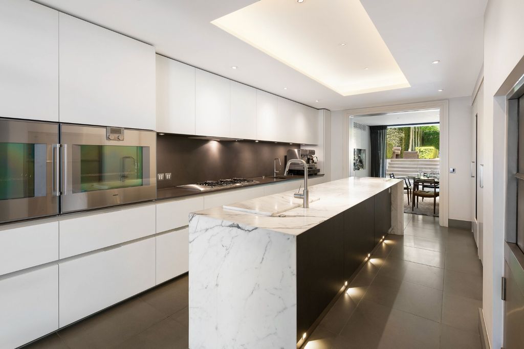 Additional image 6 of 7 bed town house for saleTregunter Road, Chelsea, London SW10, United Kingdom