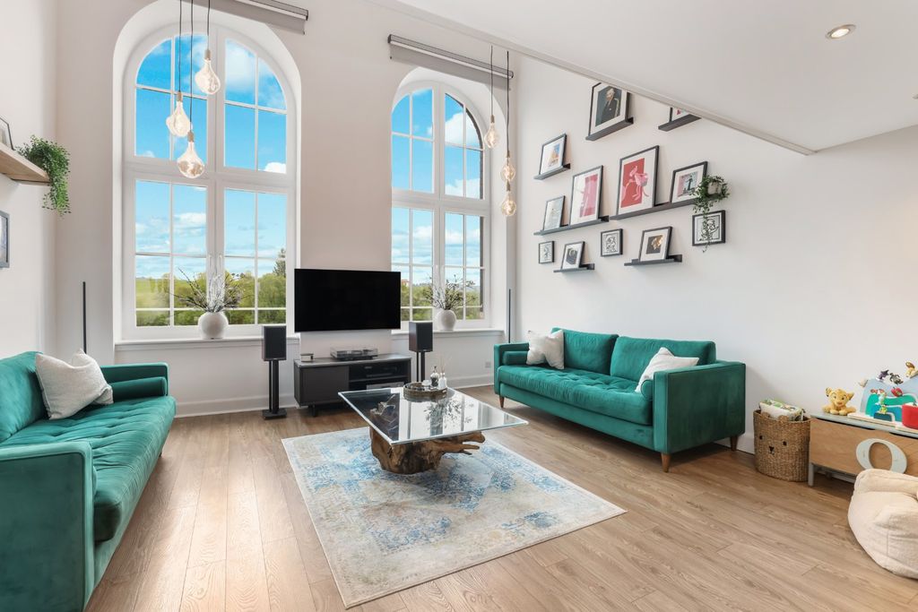 Additional image 2 of 3 bed flat for saleThread Street, Paisley, Renfrewshire PA1