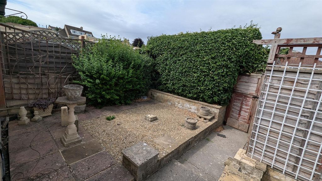 Additional image 14 of 6 bed shared accommodation to rentTeddington Close, Bath BA2