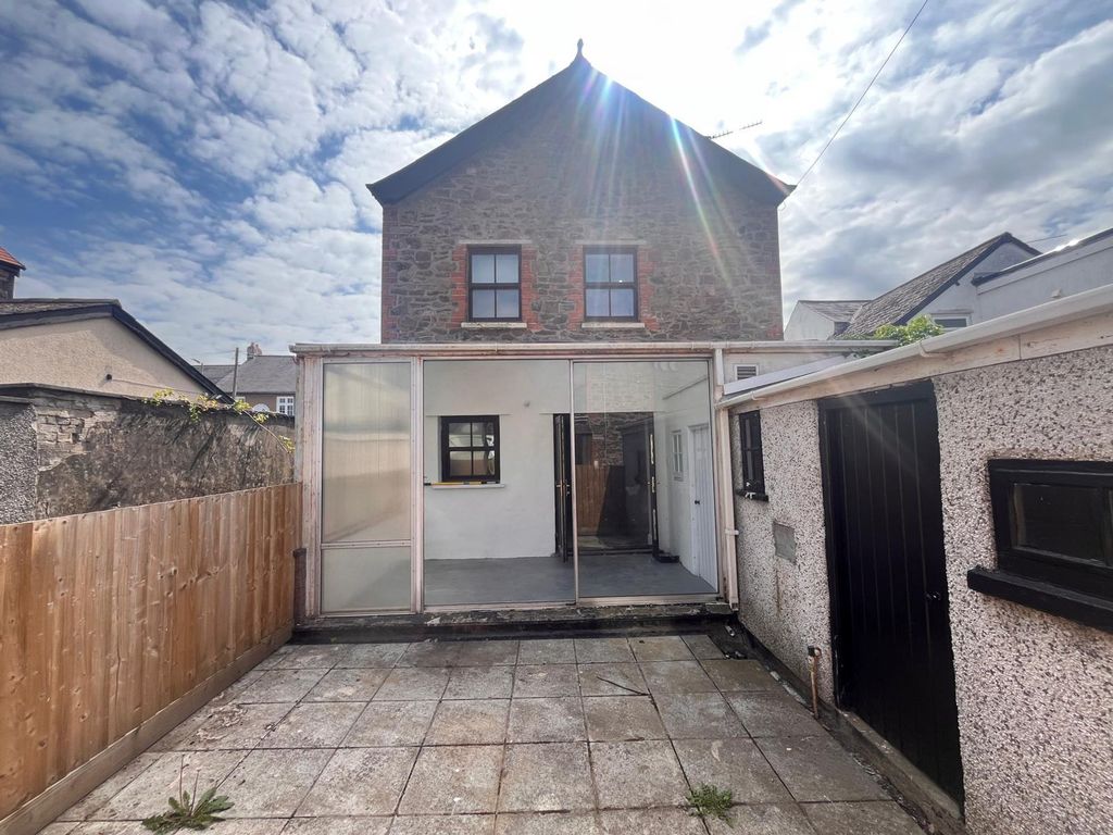 Additional image 5 of 2 bed semi-detached house to rentGoldcroft Common, Caerleon NP18