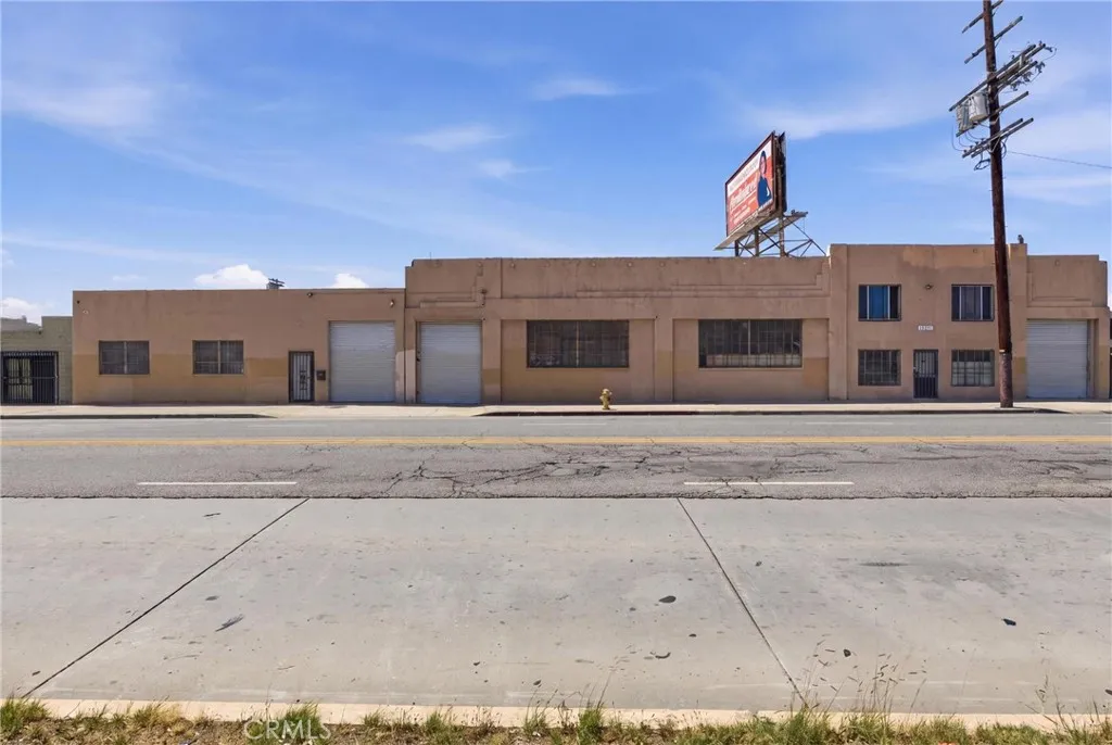 Additional image 14 of 10477 San Fernando Rd, Pacoima, CA 91331