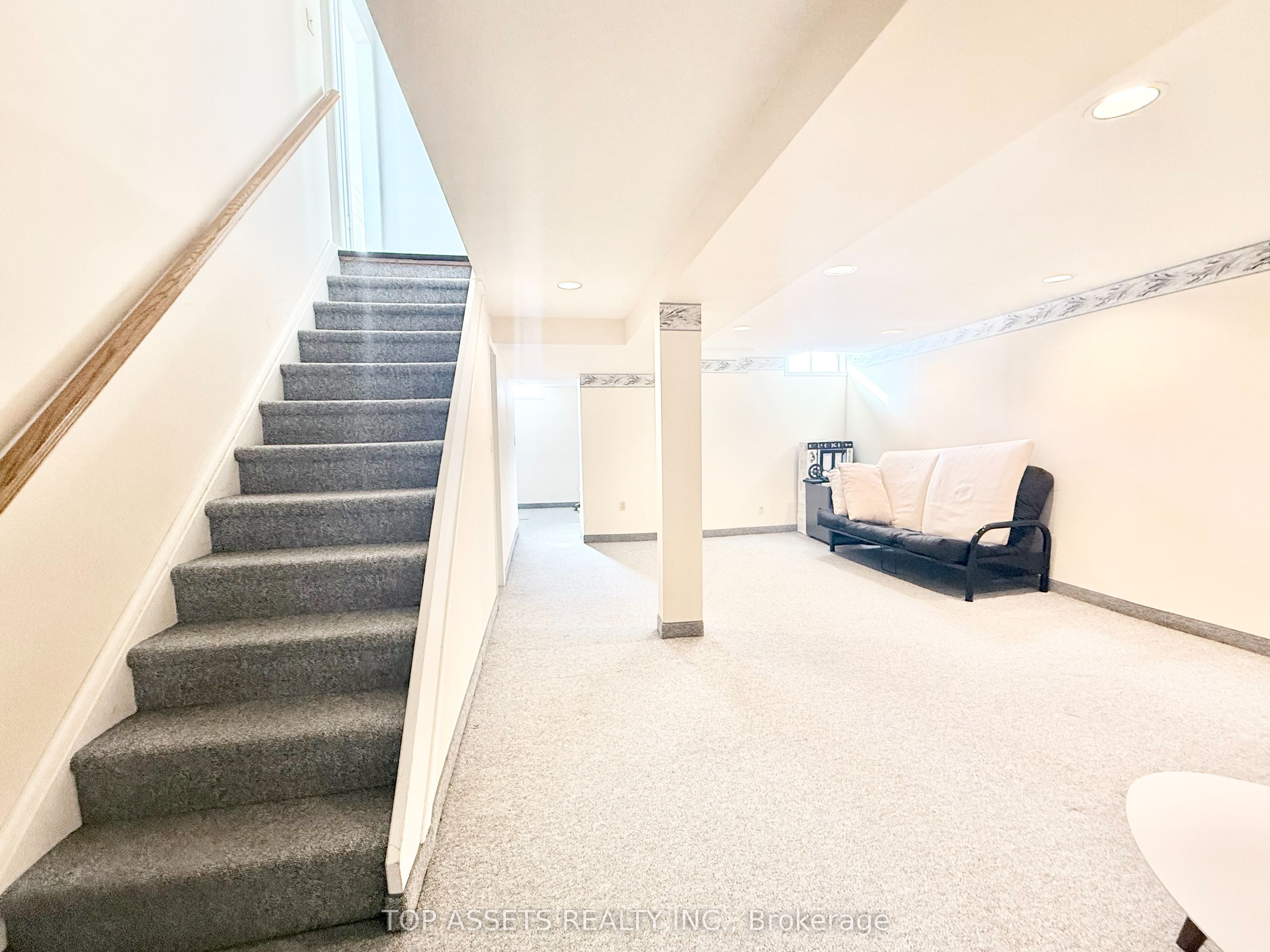 Additional image 5 of 1603 Mcbrady Crescent, Pickering, ON, L1X 2B6