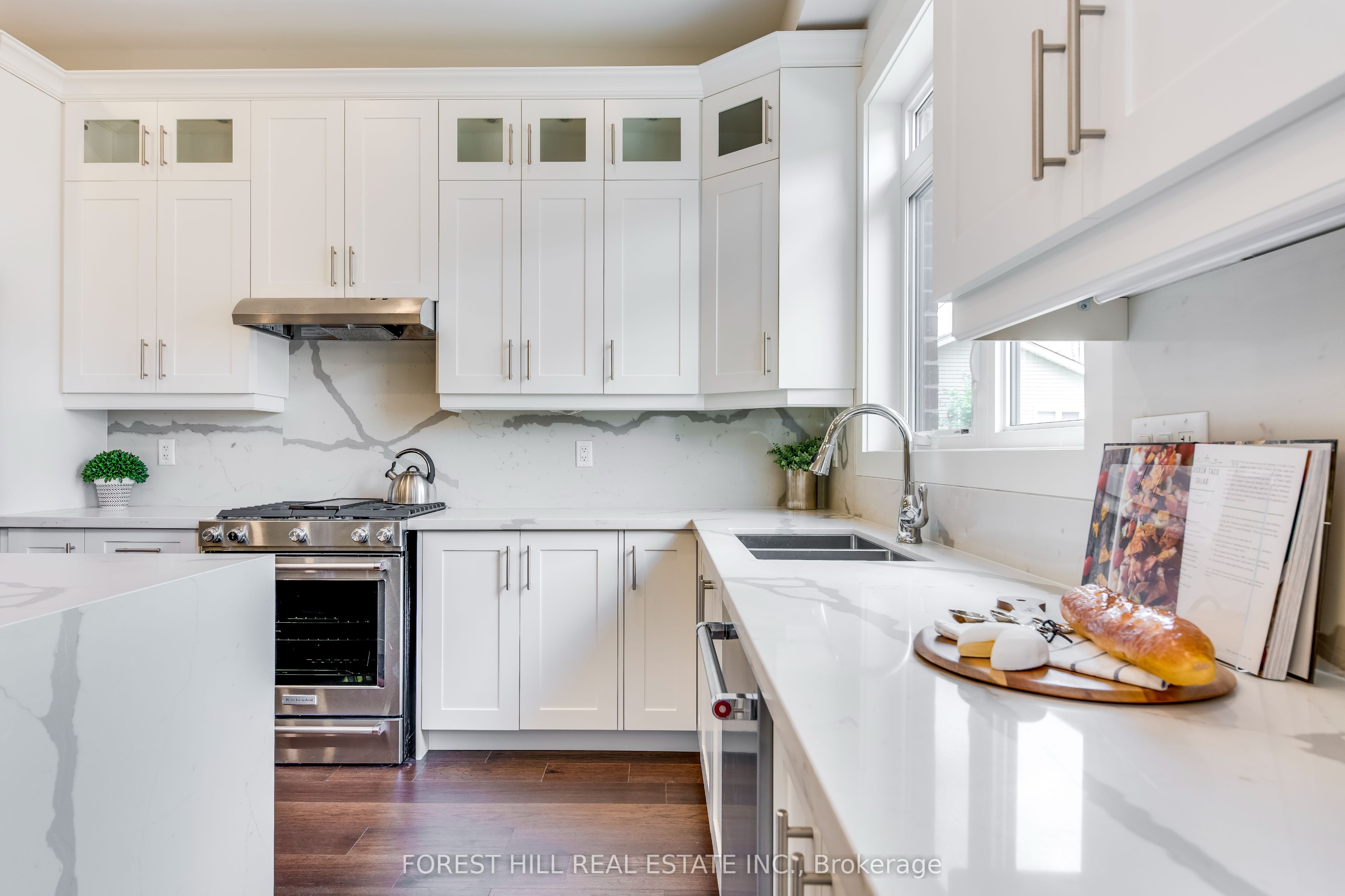 Additional image 6 of 727 Ebony Avenue, Mississauga, ON, L5E 1A1