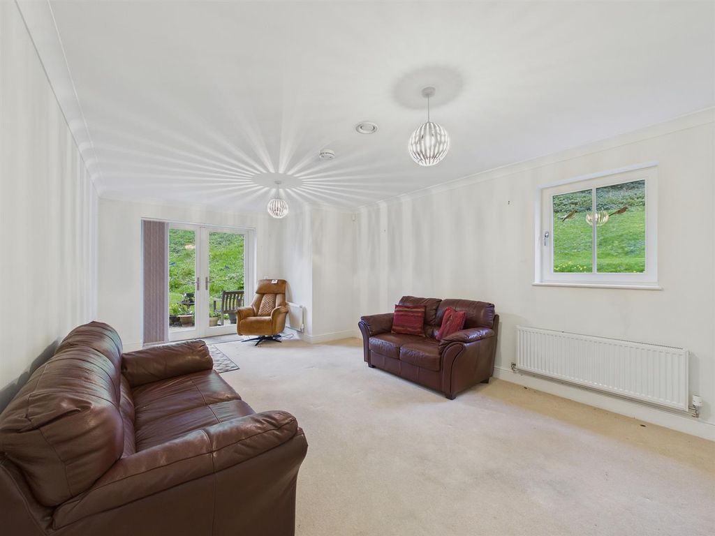 Additional image 7 of 2 bed flat for saleEllerslie Drive, Malvern WR14