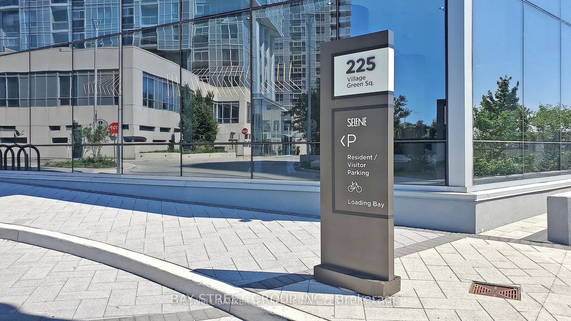 Additional image 2 of 2106-225 Village Green Square, Toronto, ON, M1S 0L3