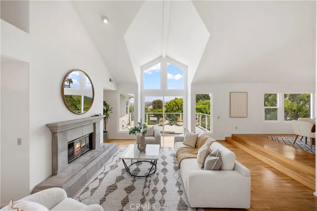 Additional image 55 of 2 Saros Unit 70, Irvine, CA 92603