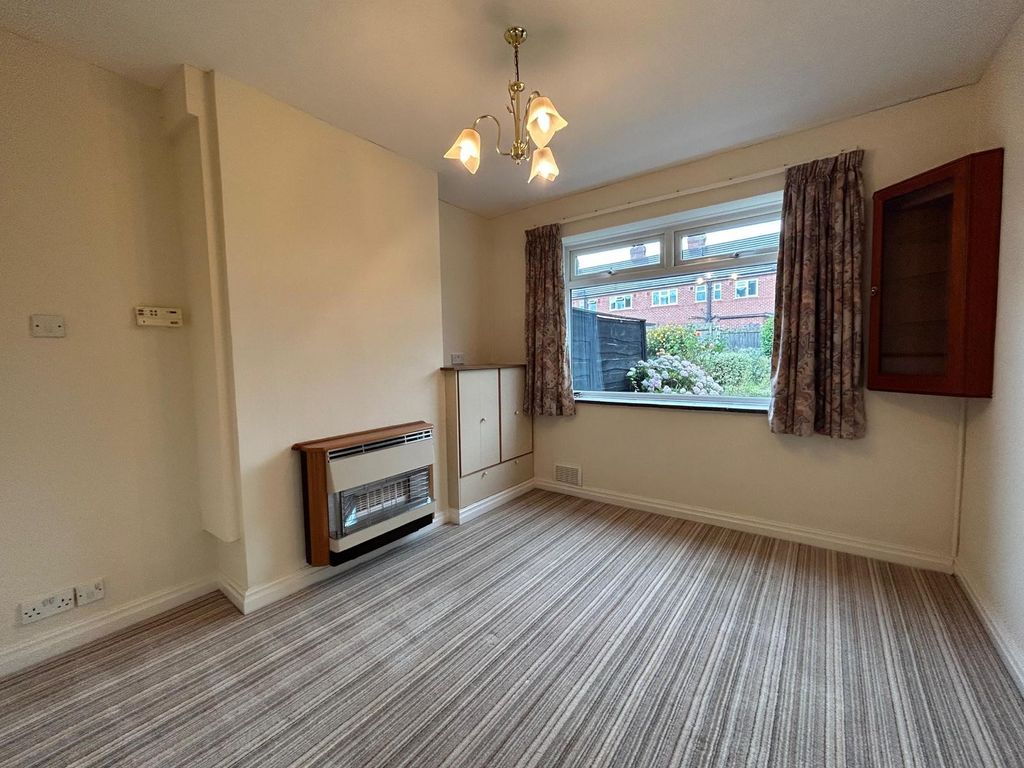 Additional image 7 of 3 bed semi-detached house to rentKings Drive, Thingwall, Wirral CH61