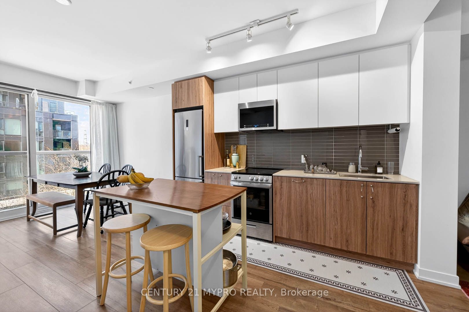 Additional image 4 of 414-1787 St. Clair Avenue W, Toronto, ON, M6N 0B7