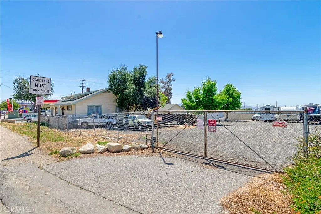 Additional image 22 of 1317 Crafton Avenue Unit 1-2, Mentone, CA 92359
