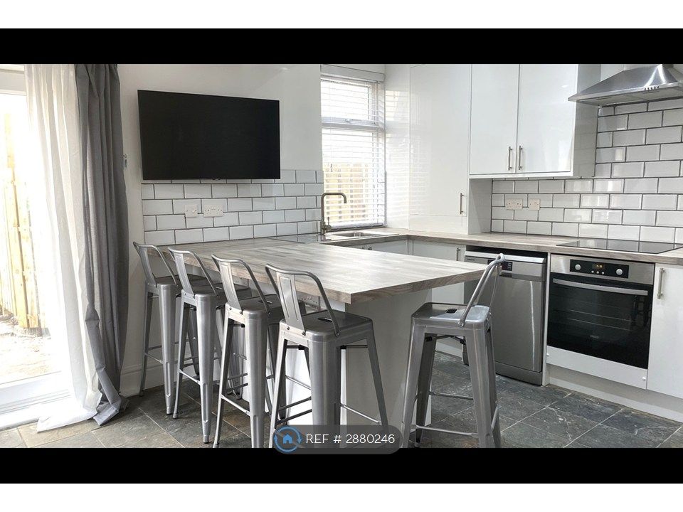 4 bed terraced house to rentPickmere Road, Sheffield S10