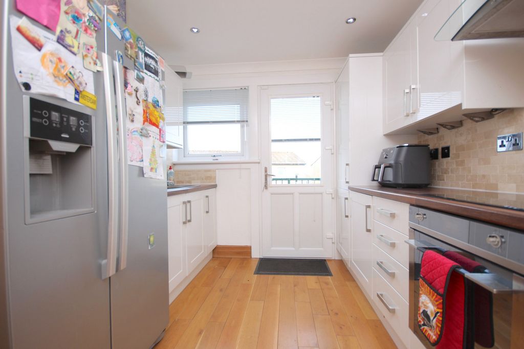 Additional image 5 of 2 bed flat for saleGartleahill, Airdrie ML6