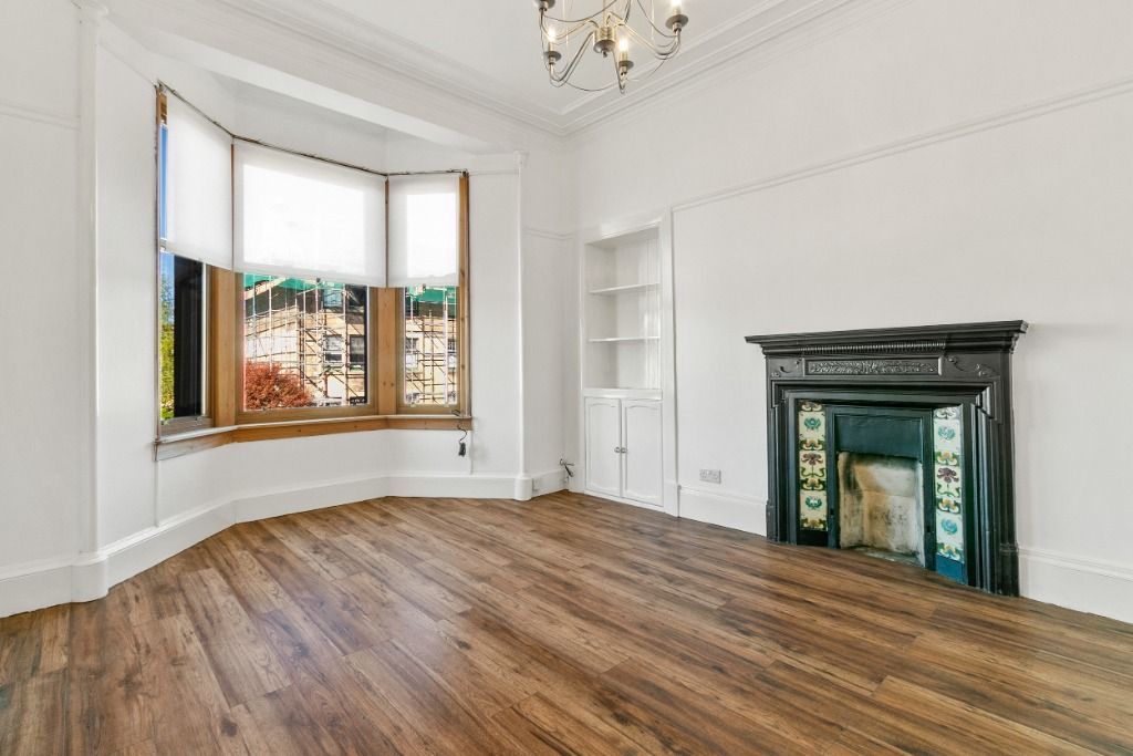 Additional image 2 of 2 bed flat to rentGlasgow Road, Dumbarton, West Dunbartonshire G82