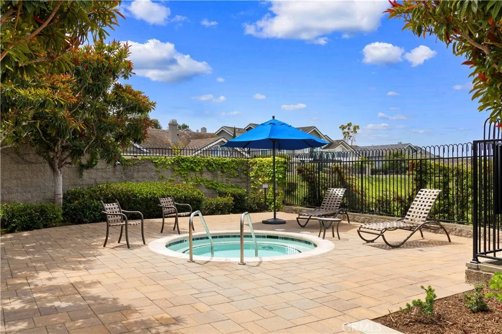 Additional image 108 of 2 Saros Unit 70, Irvine, CA 92603