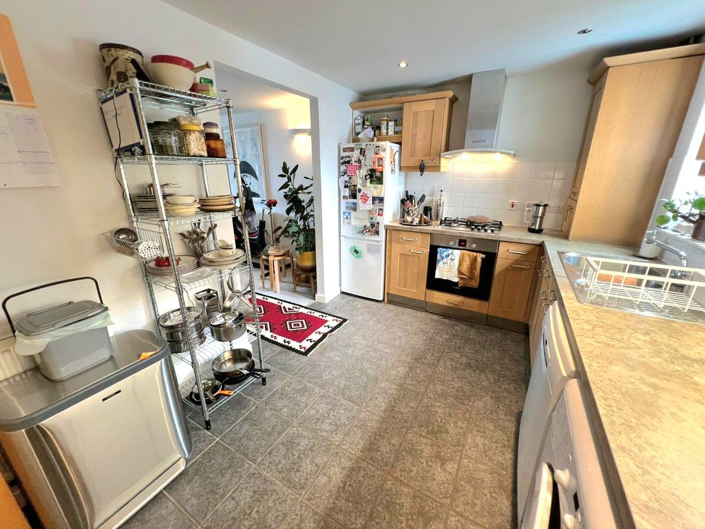 Additional image 7 of 3 bed flat to rentThe Strand, Falmouth TR11