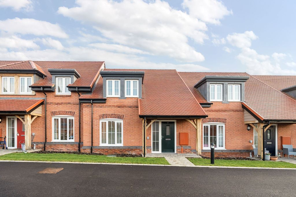 2 bed cottage to rentPolo Drive, Lime Tree Village, Rugby CV22