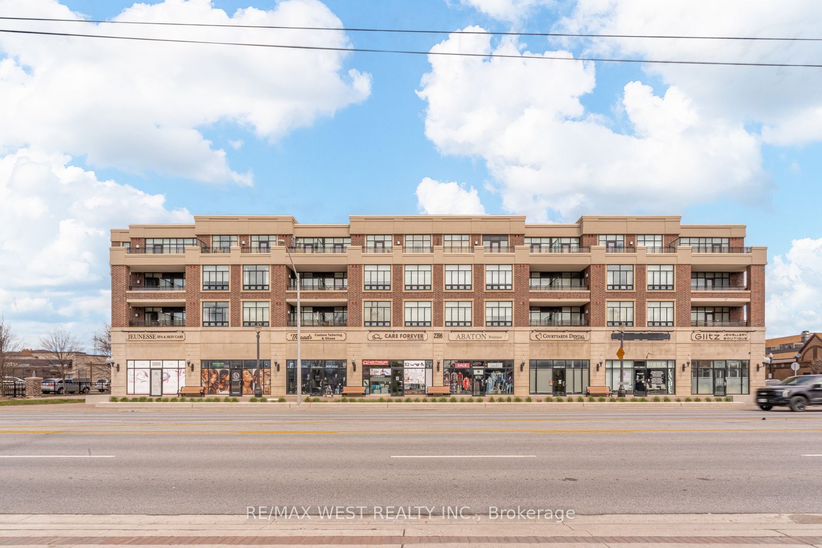 230-2396 Major Mackenzie Drive W, Vaughan, ON, L6A 4Y1