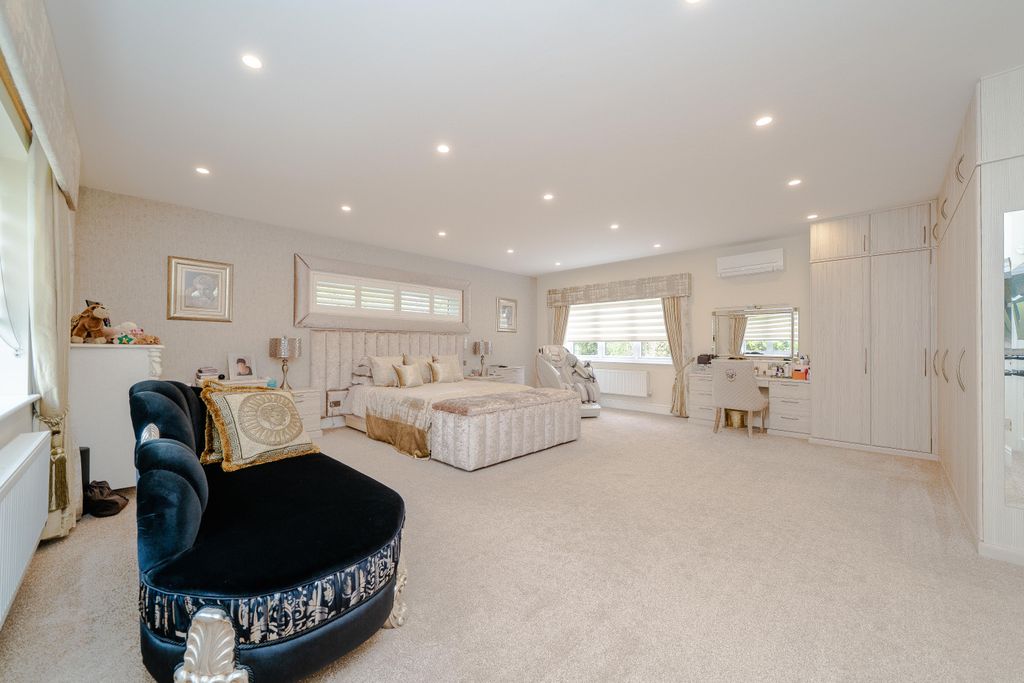 Additional image 25 of 6 bed detached house for saleBarlows Road, Edgbaston B15