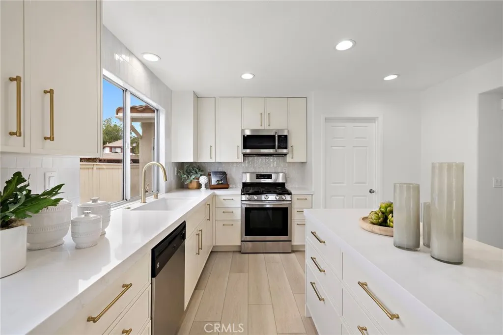 Additional image 70 of 50 Blanco, Lake Forest, CA 92610