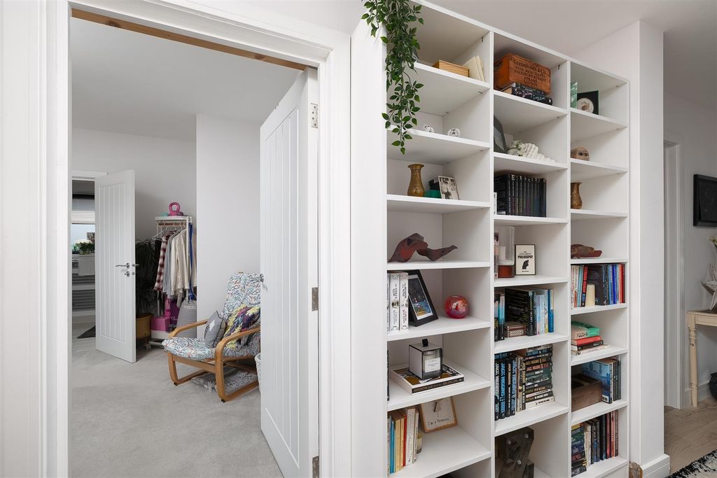 Additional image 22 of 3 bed flat for saleCraigie Drive, Plymouth PL1