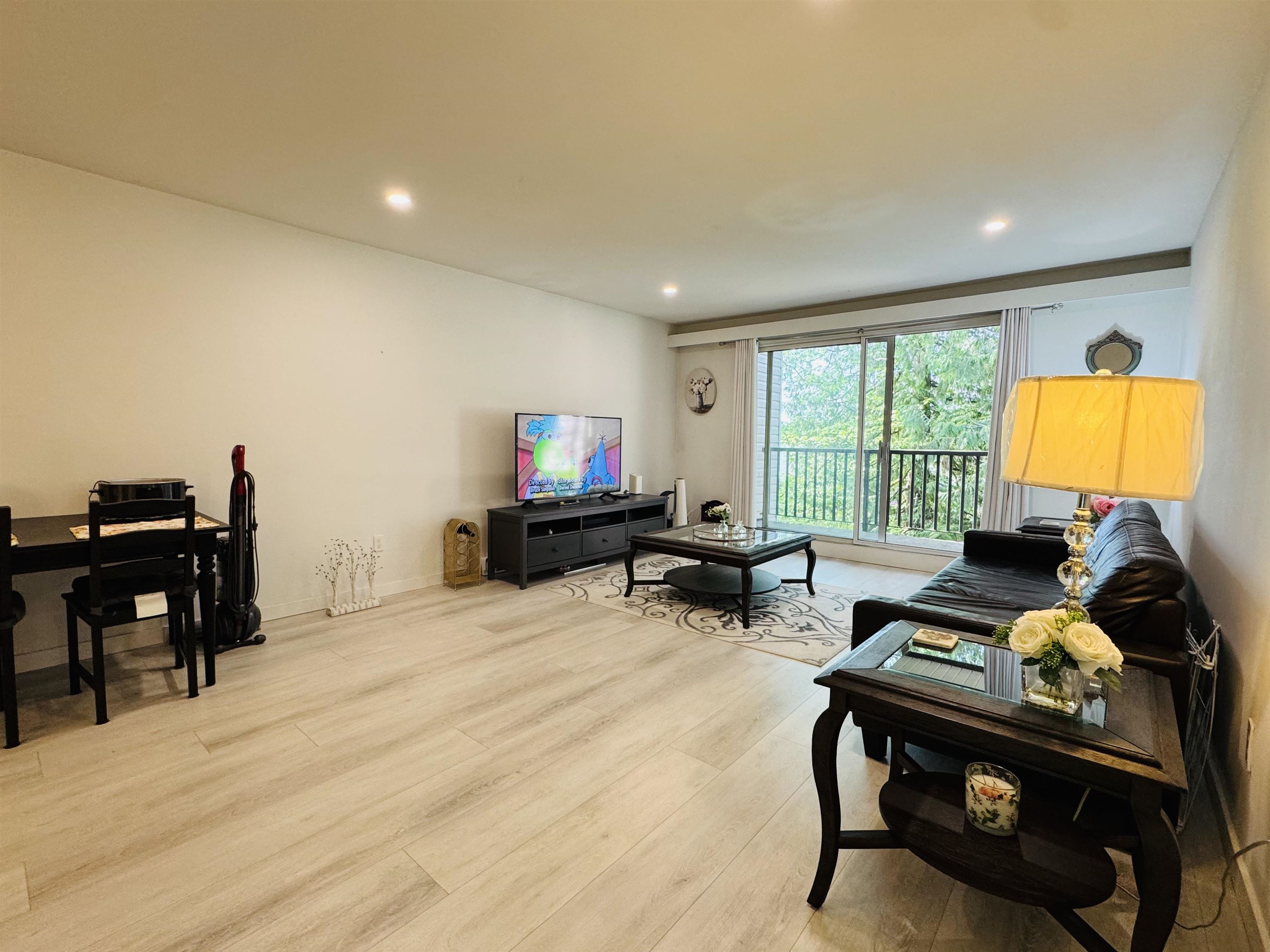 Additional image 5 of 307-15268 100 Avenue, Surrey, BC, V3R 7V1