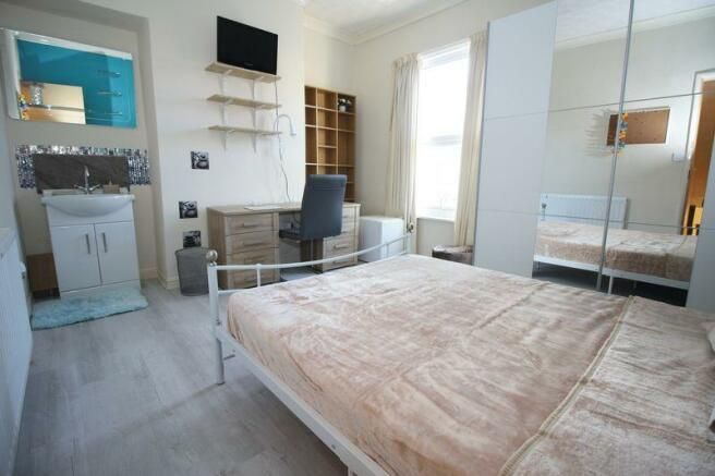 Additional image 2 of 4 bed shared accommodation to rentMyrtle Street, Middlesbrough TS1