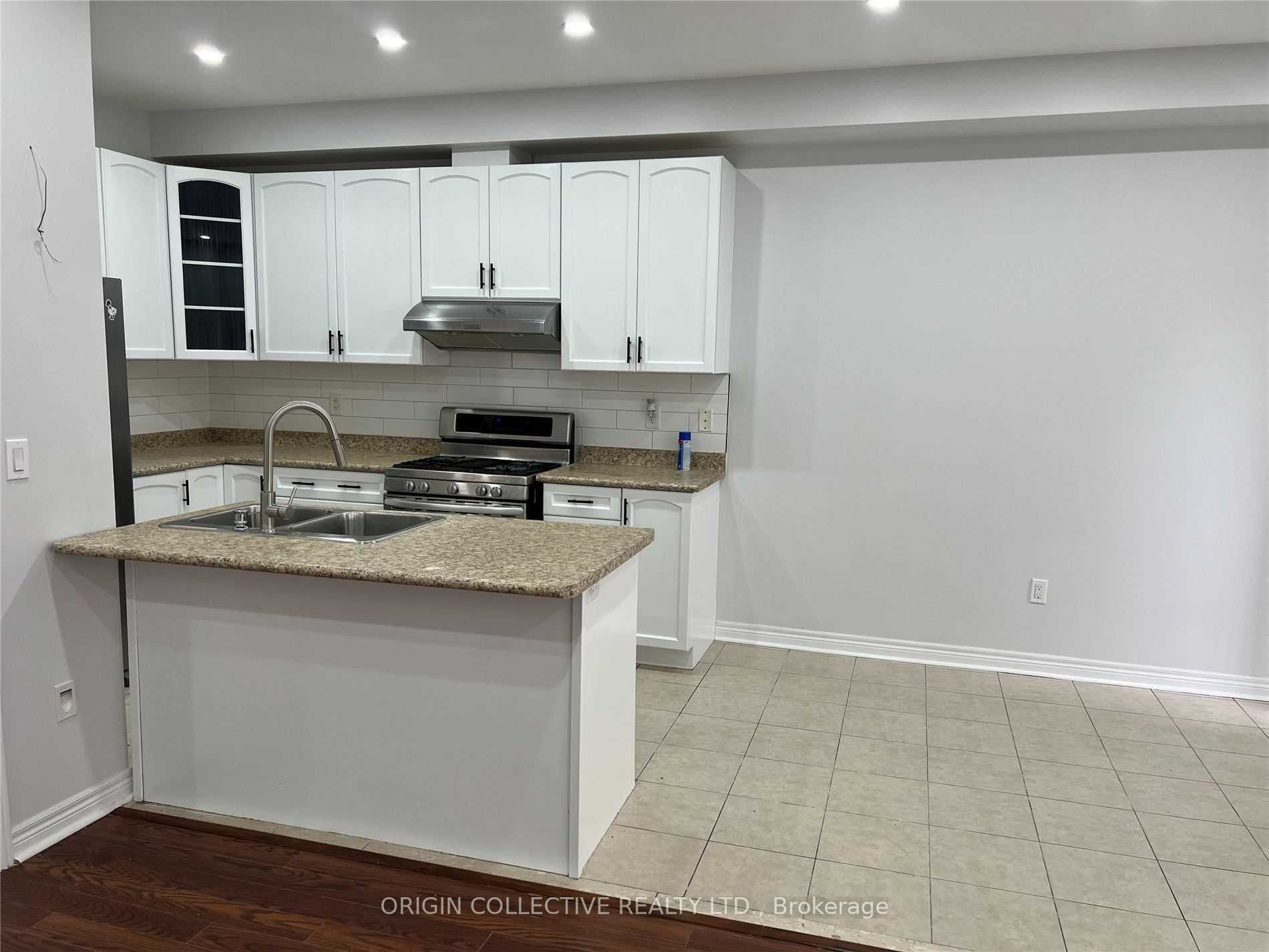74 Clearfield Dr N/a S, Brampton, ON, L6P 3J4 photo 5