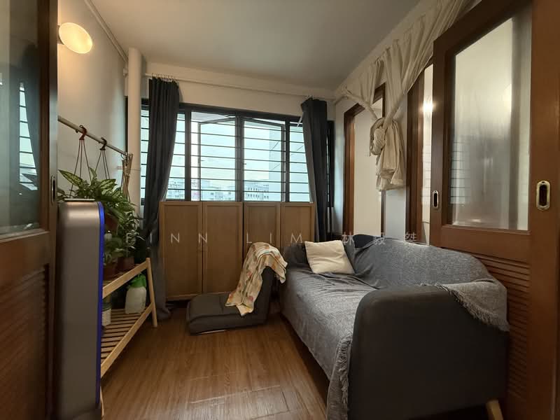 663B Jurong West Street 65 photo 2