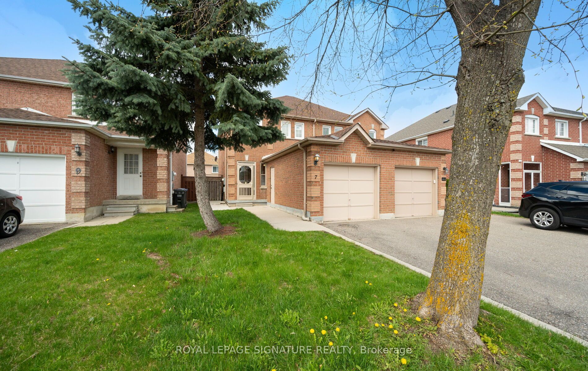 7 Kitto Court, Brampton, ON, L6Y 5A9 photo 3