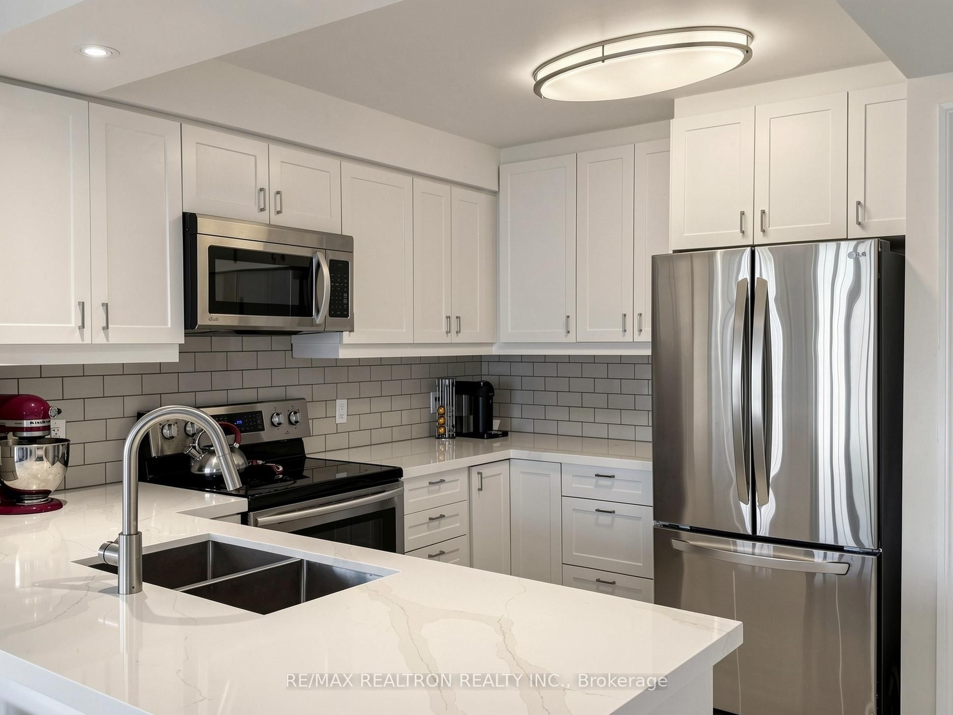 Additional image 4 of 414-16 Dallimore Circle, Toronto, ON, M3C 4C4