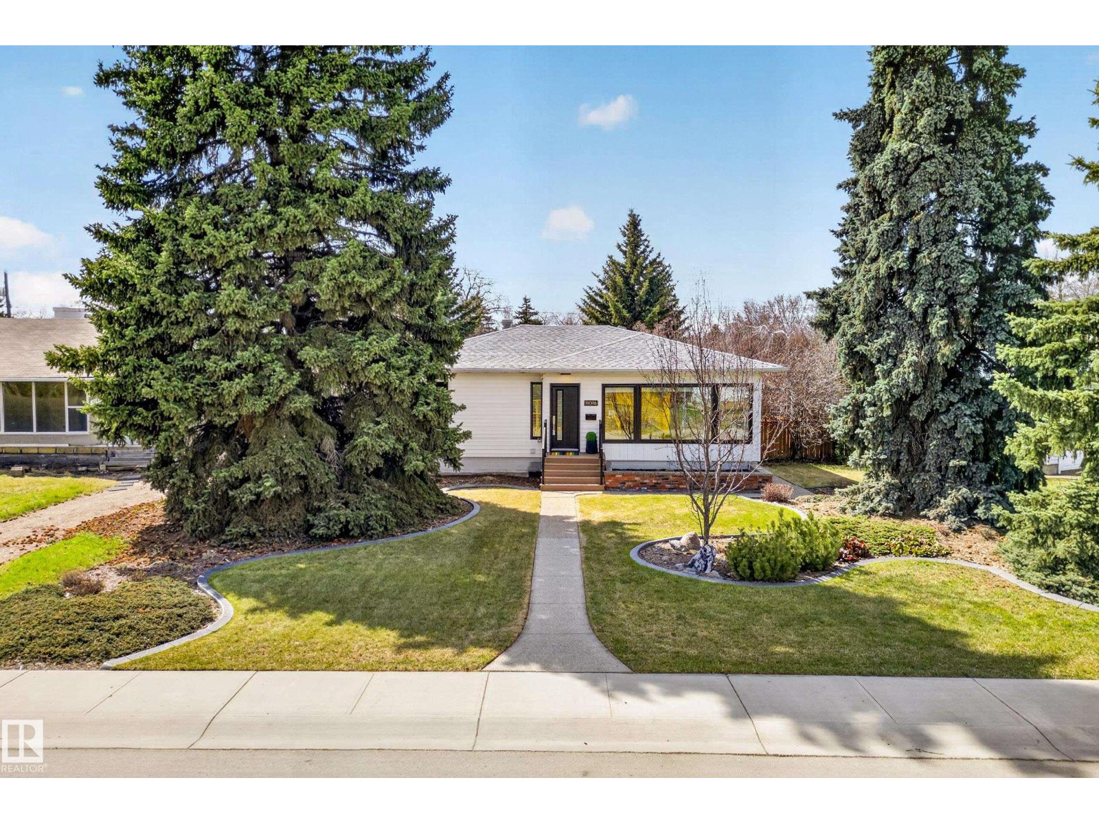 11016 115 Street NW, Edmonton, AB, T5H3L4