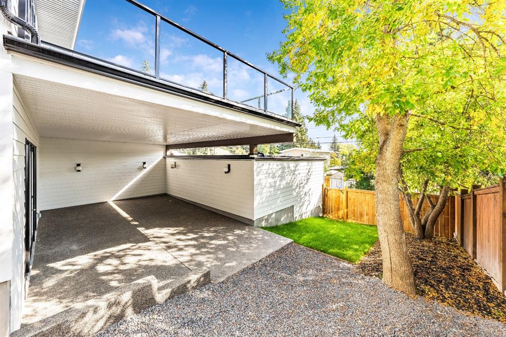 Additional image 3 of 2755 Cannon Road NW, Calgary, AB, T2L1C5