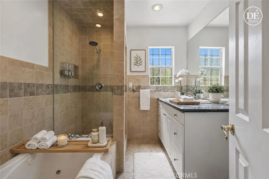 Additional image 51 of 6233 Zelzah Ave, Encino, CA 91316