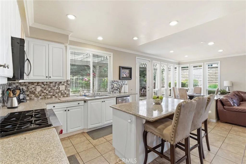 Additional image 59 of 27213 Blueridge Dr, Valencia, CA 91354