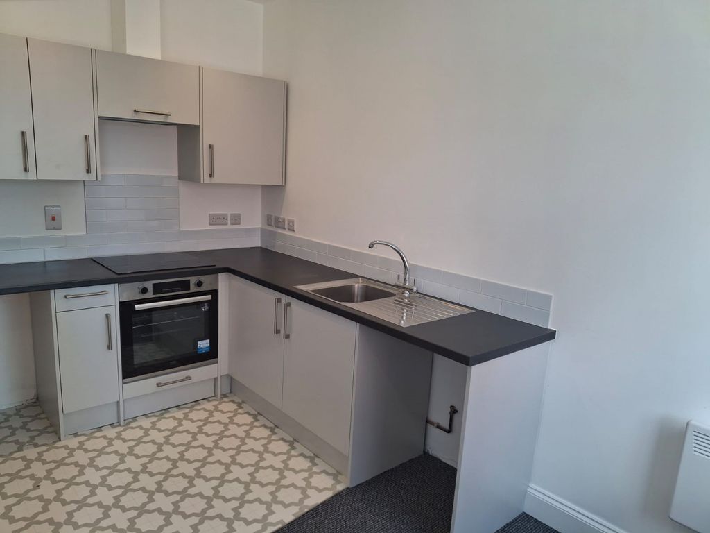 1 bed flat to rentLangley Court, Newport PO33
