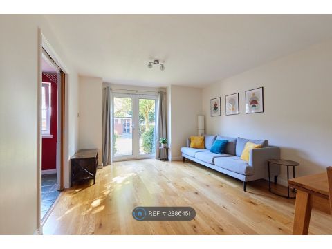 Tytler Court, Edinburgh EH8